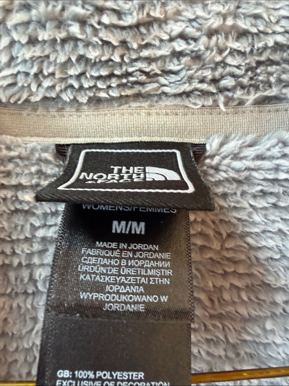 The North Face Light Gray Full-Zip Plush Fleece Jacket - Size Medium - Picture 4 of 12